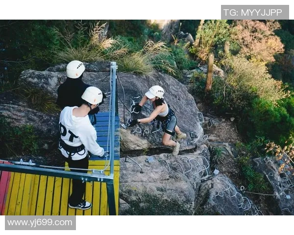 重庆极限运动队与武汉极限运动队赛后复盘探讨力量对决的精彩瞬间与启示